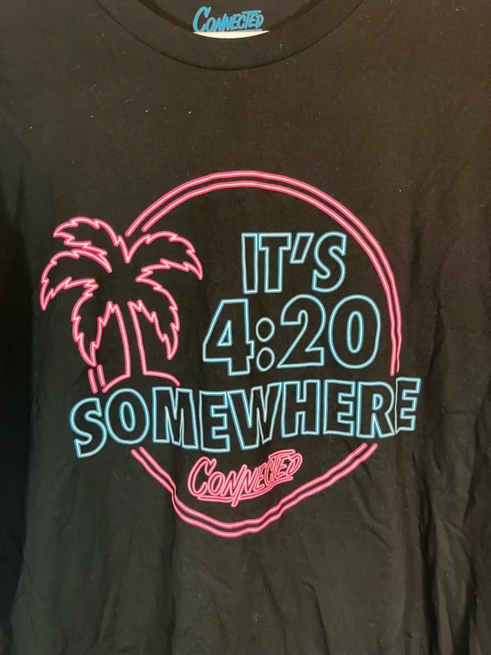 It's 4:20 Somewhere Classic Blacklight Reactive T Shirt Unisex Size L - Picture 3 of 6